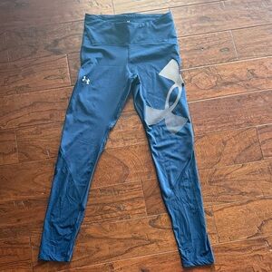 Under Armour Navy Leggings with Logo Women’s size Medium